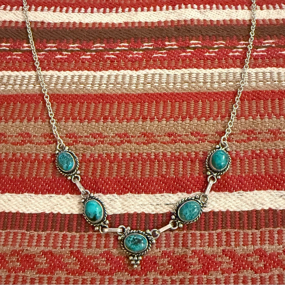Vintage Southwestern Sterling Silver (5)-Turquoise Gemstones Pendant Necklace